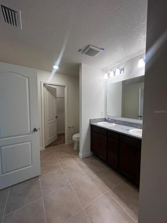 Active With Contract: $2,800 (4 beds, 2 baths, 1707 Square Feet)