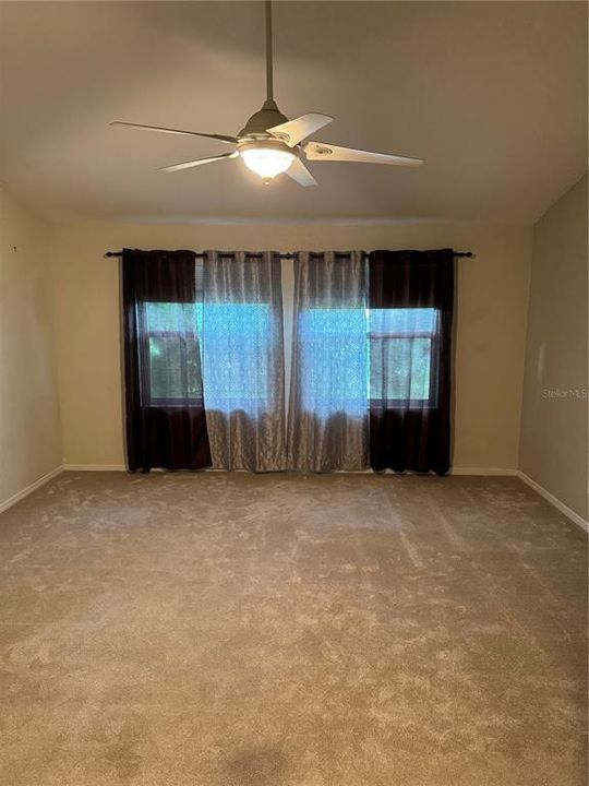 For Rent: $2,800 (3 beds, 2 baths, 1562 Square Feet)