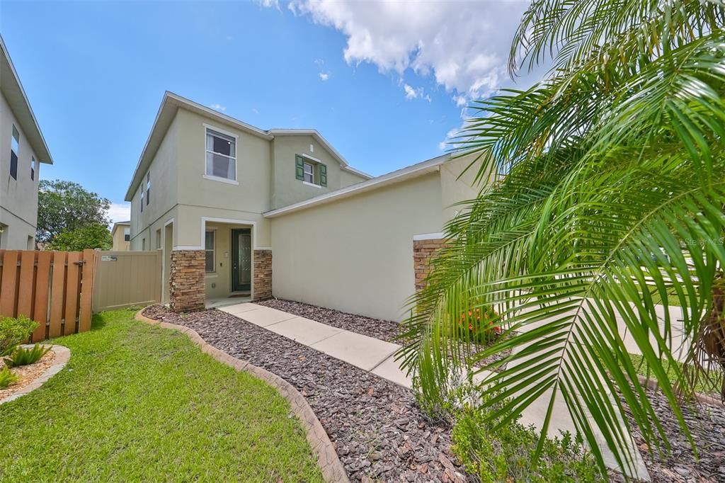 For Sale: $429,000 (4 beds, 2 baths, 2702 Square Feet)