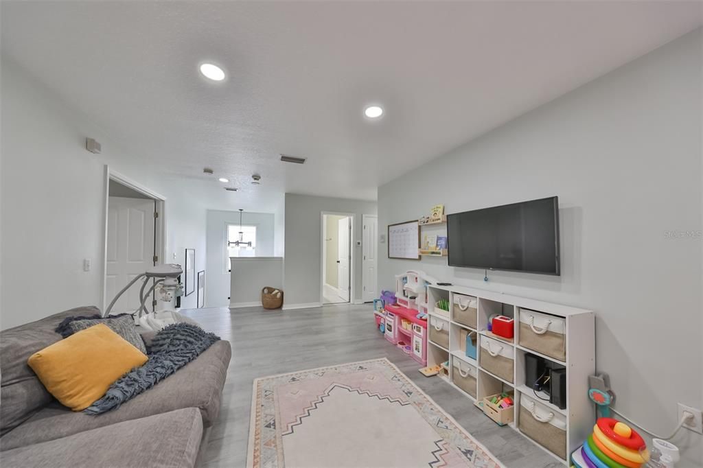 For Sale: $429,000 (4 beds, 2 baths, 2702 Square Feet)