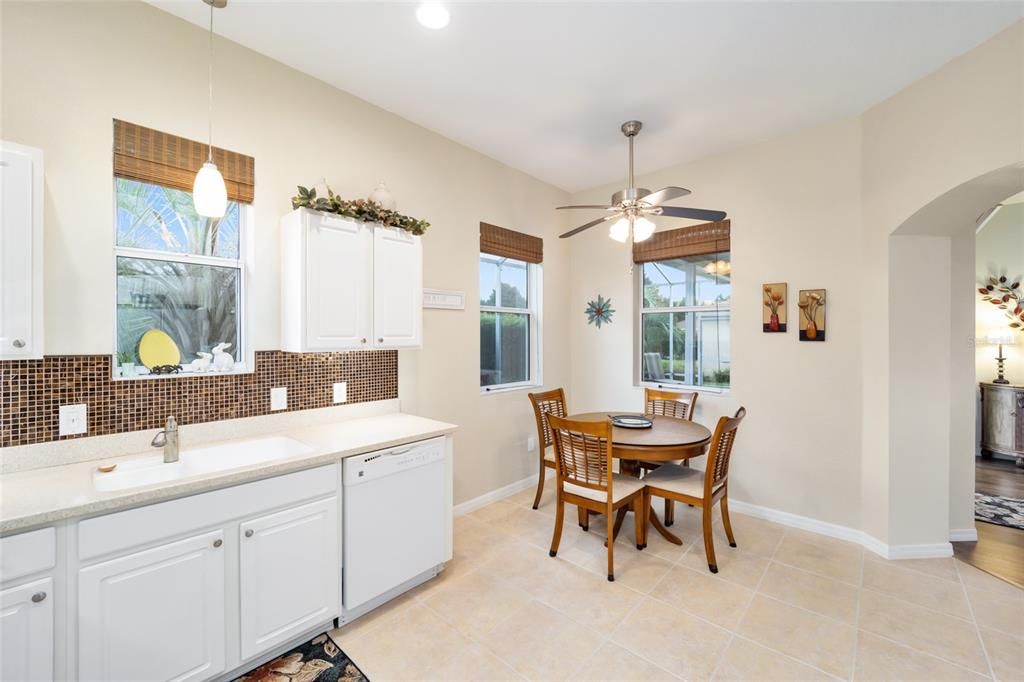 Kitchen dining area