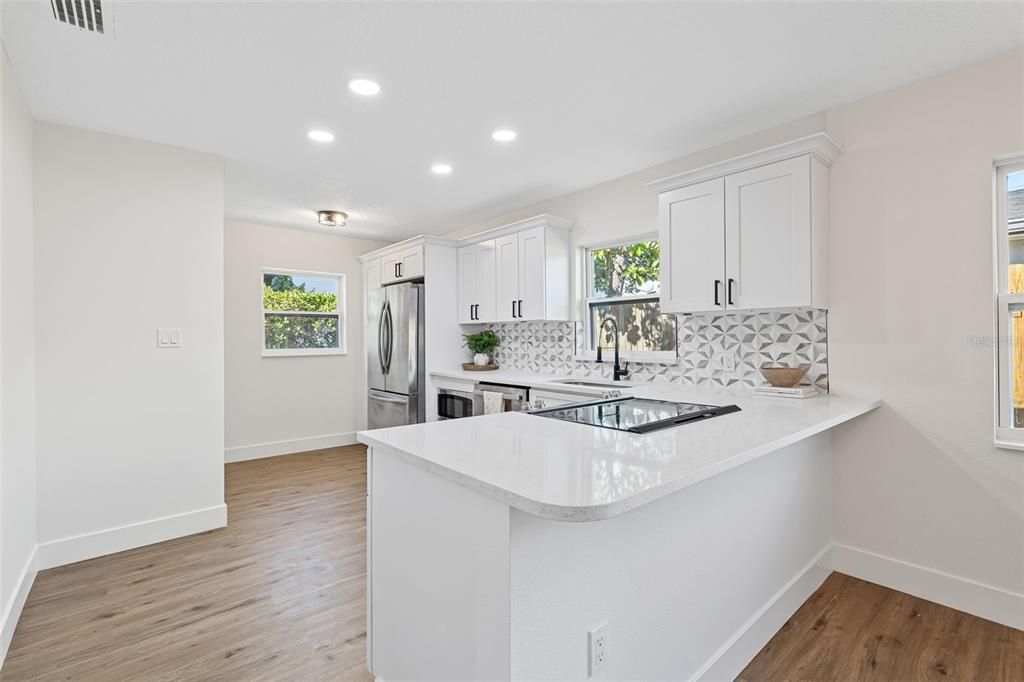 For Sale: $499,900 (3 beds, 2 baths, 1335 Square Feet)