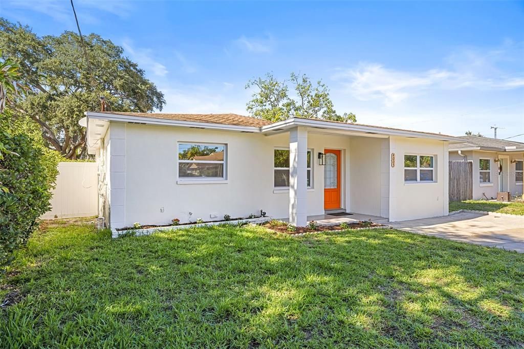 For Sale: $499,900 (3 beds, 2 baths, 1335 Square Feet)