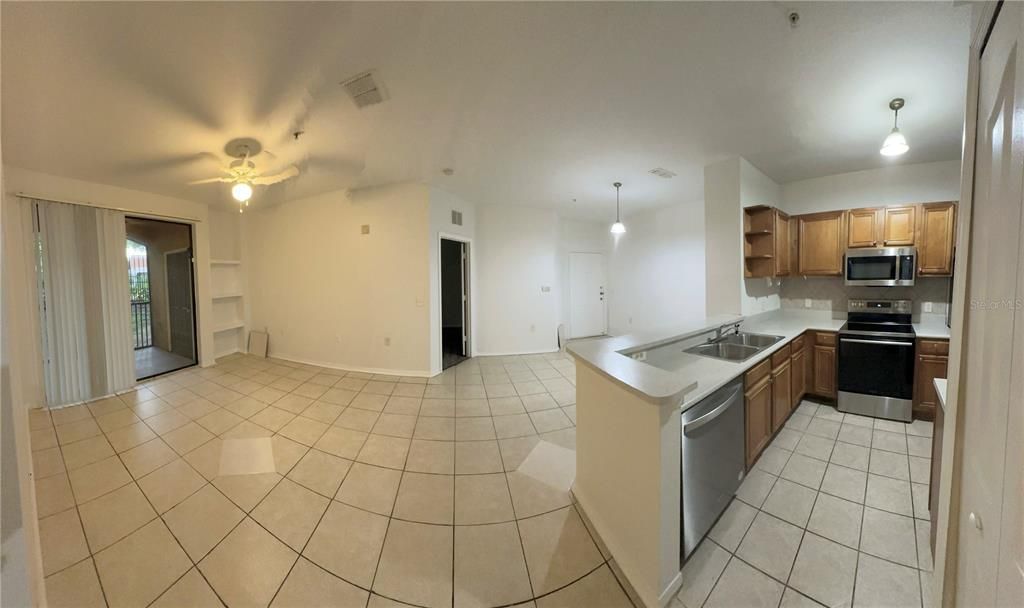 For Rent: $2,195 (3 beds, 2 baths, 1285 Square Feet)