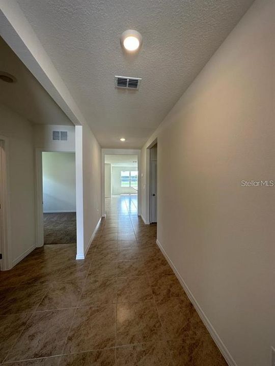 For Rent: $2,250 (3 beds, 2 baths, 1630 Square Feet)