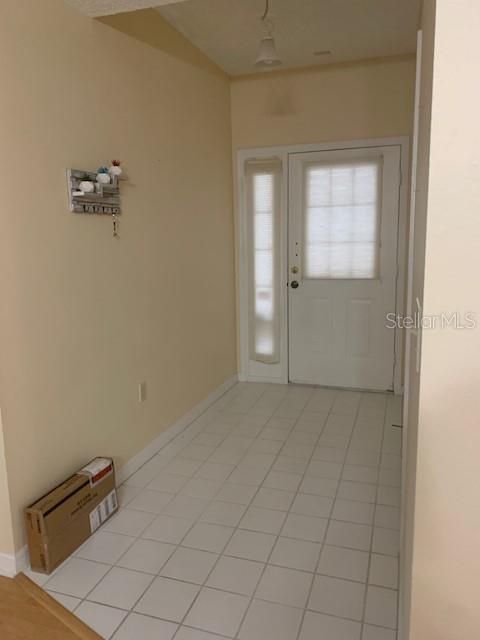 For Rent: $2,300 (2 beds, 2 baths, 1450 Square Feet)