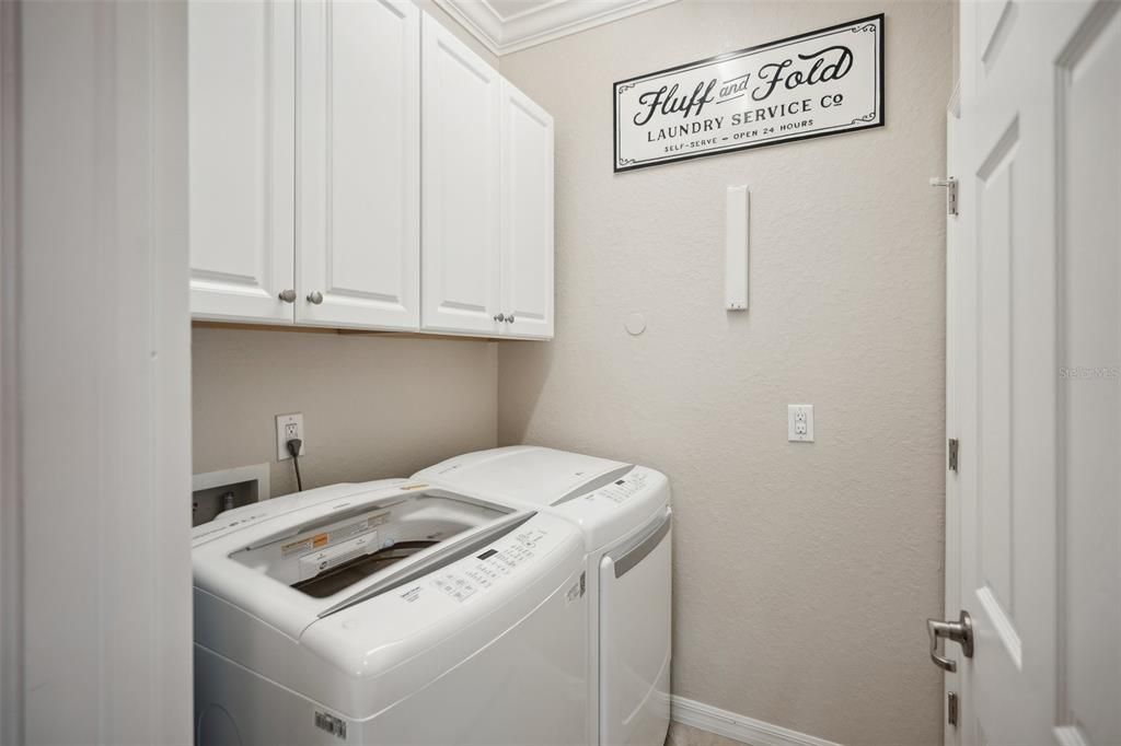 Laundry room washer and dryer stay