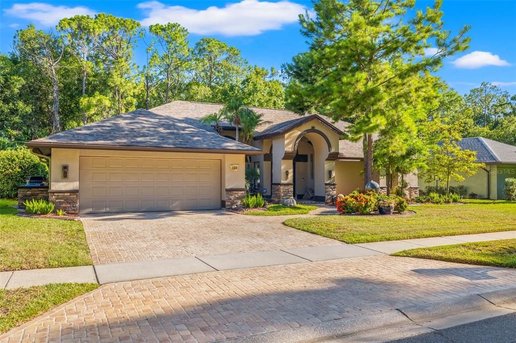 Active With Contract: $799,000 (4 beds, 3 baths, 2816 Square Feet)