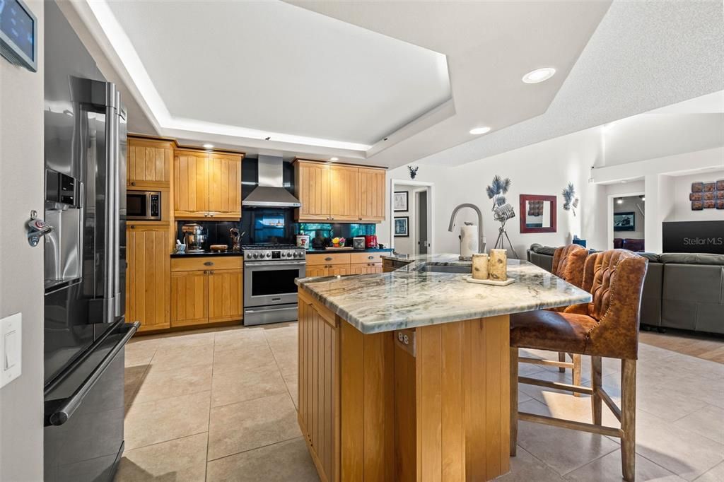 Active With Contract: $799,000 (4 beds, 3 baths, 2816 Square Feet)