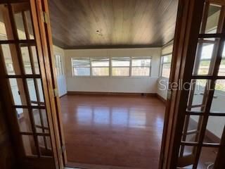 Bonus room off of dining room