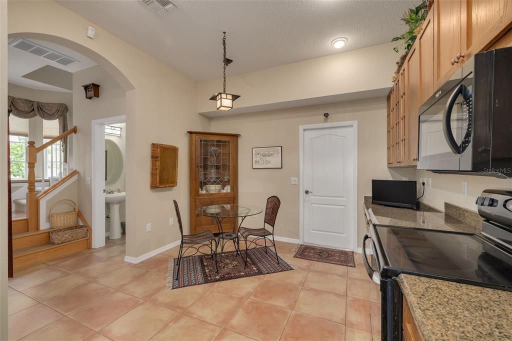 For Sale: $465,000 (4 beds, 3 baths, 2277 Square Feet)