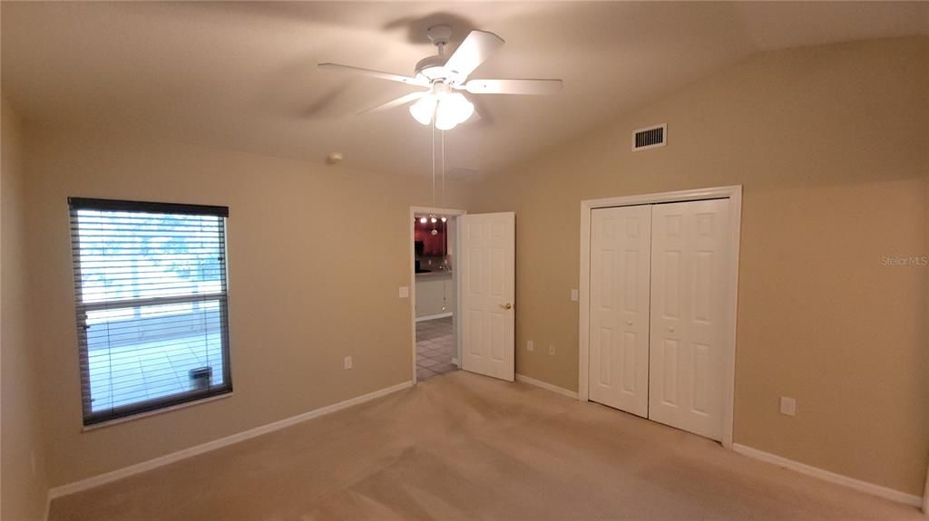 For Rent: $2,175 (3 beds, 2 baths, 1629 Square Feet)