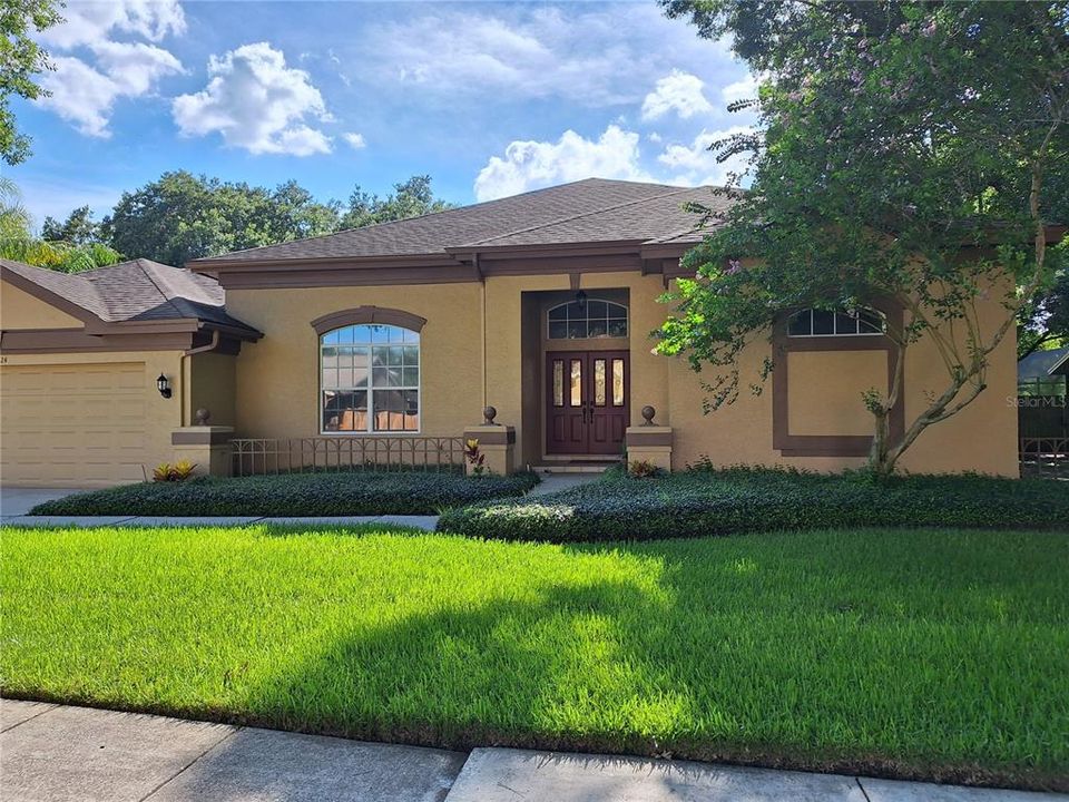 For Sale: $599,990 (3 beds, 2 baths, 2609 Square Feet)