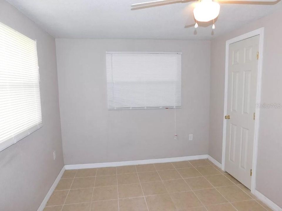 Active With Contract: $227,500 (4 beds, 2 baths, 1355 Square Feet)