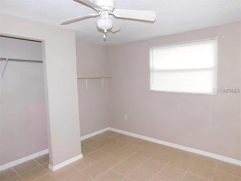 For Sale: $227,500 (4 beds, 2 baths, 1355 Square Feet)