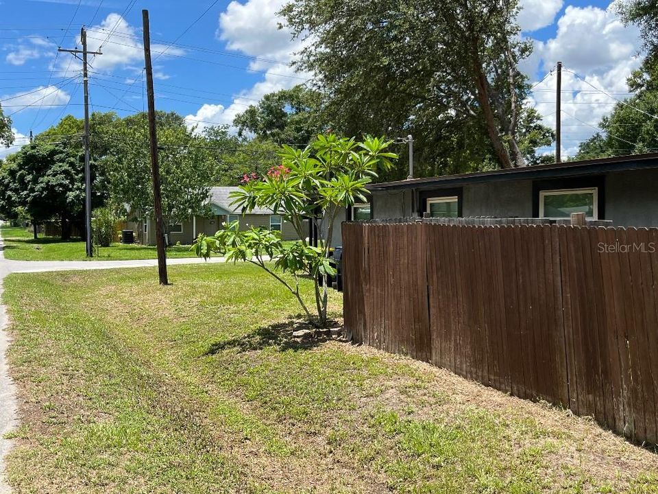 Active With Contract: $227,500 (4 beds, 2 baths, 1355 Square Feet)