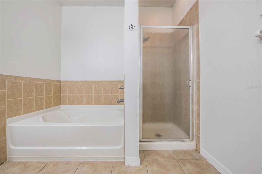 待售: $370,000 (3 贝兹, 2 浴室, 1750 平方英尺)