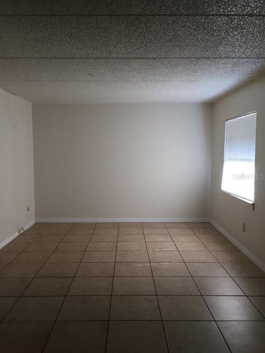 For Rent: $1,425 (2 beds, 1 baths, 784 Square Feet)