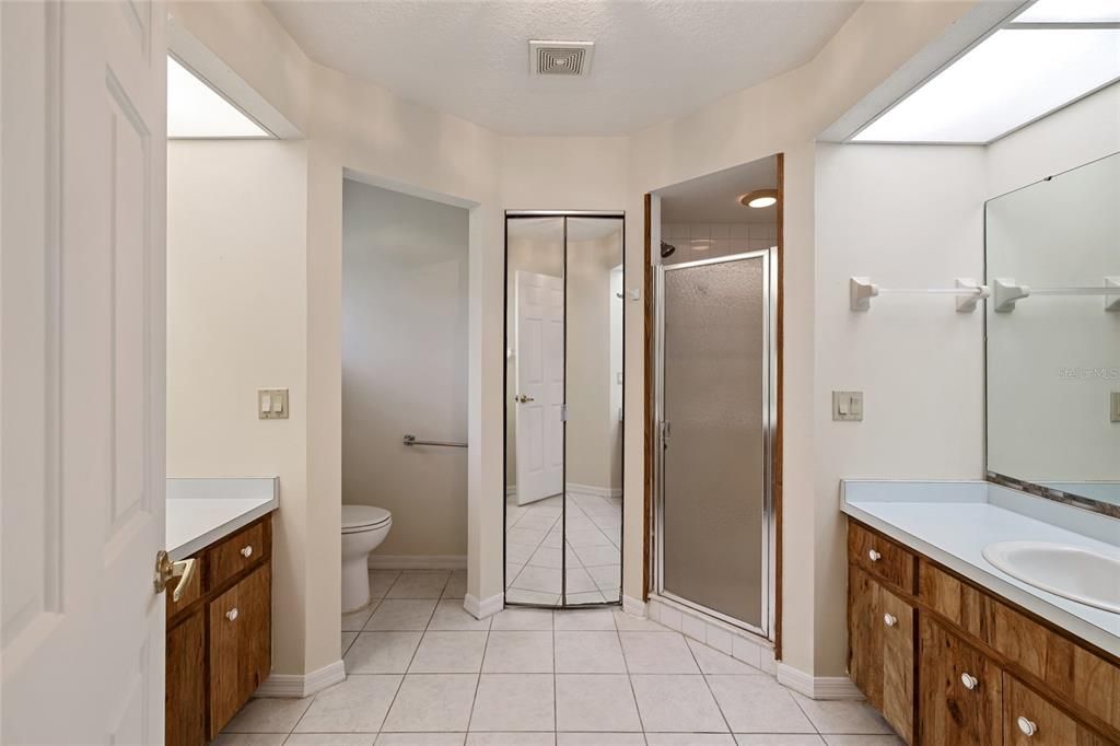 待售: $340,000 (3 贝兹, 2 浴室, 2154 平方英尺)