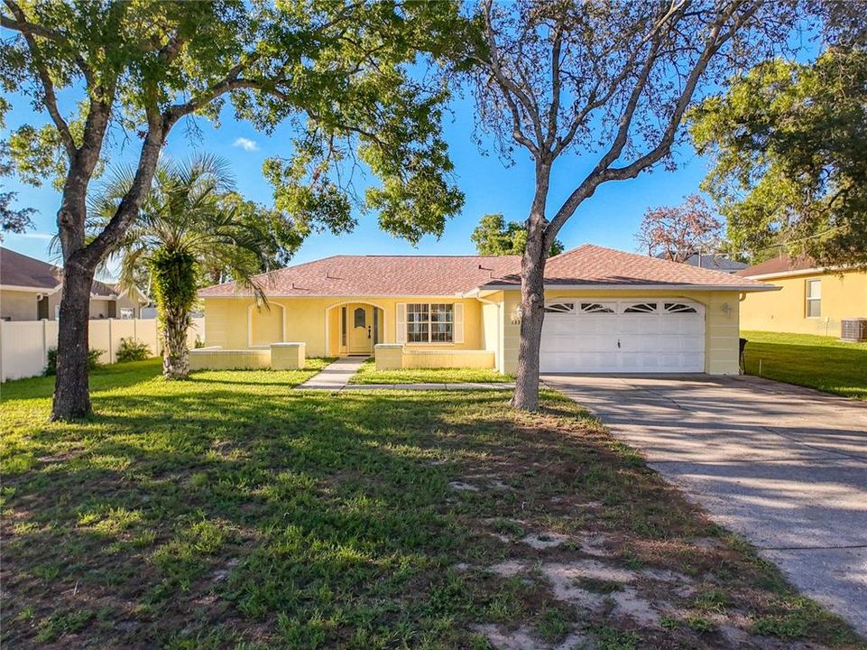 For Sale: $295,000 (3 beds, 2 baths, 1778 Square Feet)