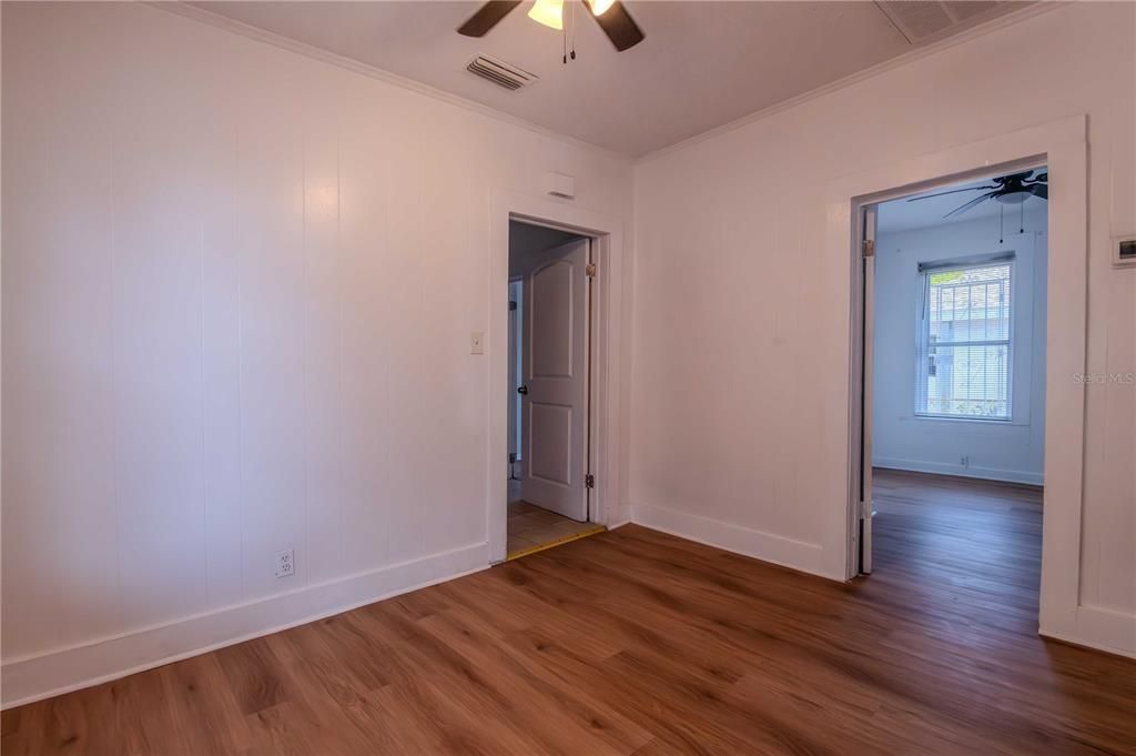 For Sale: $240,000 (3 beds, 1 baths, 1105 Square Feet)