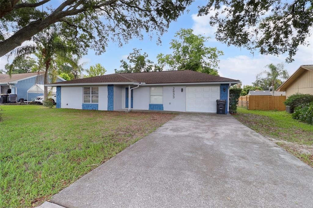 For Sale: $342,500 (2 beds, 2 baths, 1123 Square Feet)