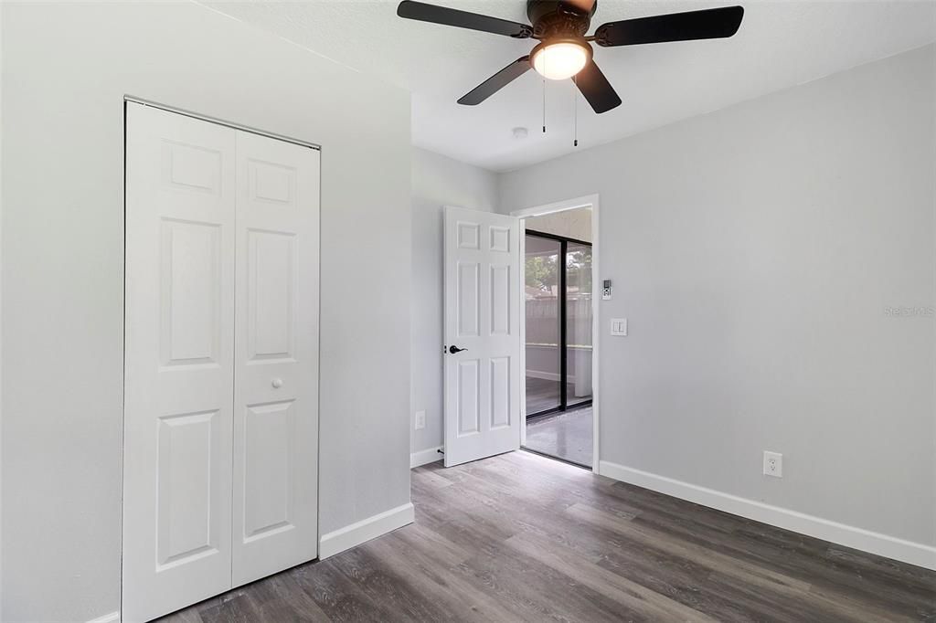 For Sale: $342,500 (2 beds, 2 baths, 1123 Square Feet)