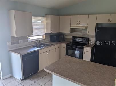 For Rent: $1,849 (3 beds, 2 baths, 1258 Square Feet)