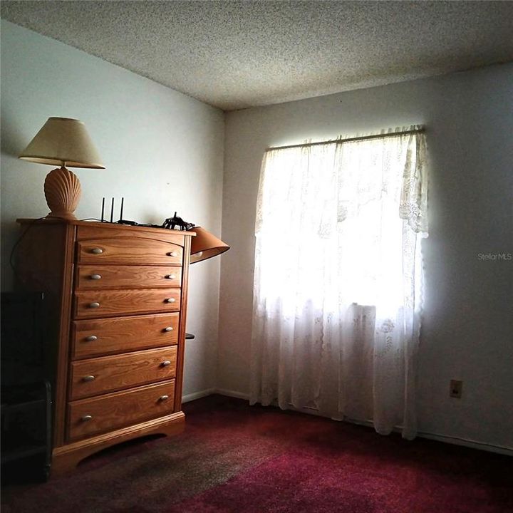 For Sale: $115,000 (2 beds, 1 baths, 1054 Square Feet)