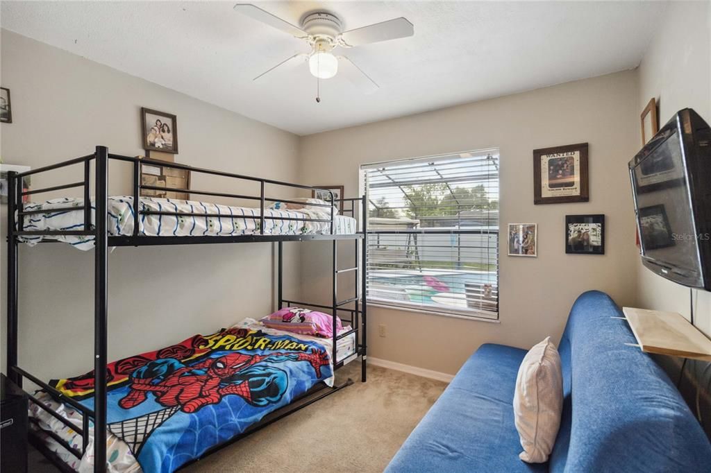 For Sale: $365,000 (4 beds, 2 baths, 1594 Square Feet)