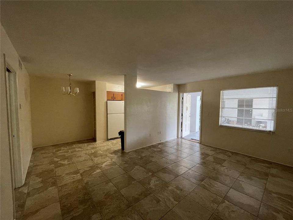 For Rent: $1,500 (1 beds, 1 baths, 595 Square Feet)