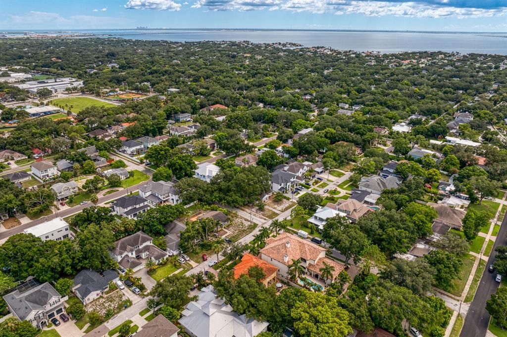 For Sale: $795,000 (3 beds, 1 baths, 1401 Square Feet)