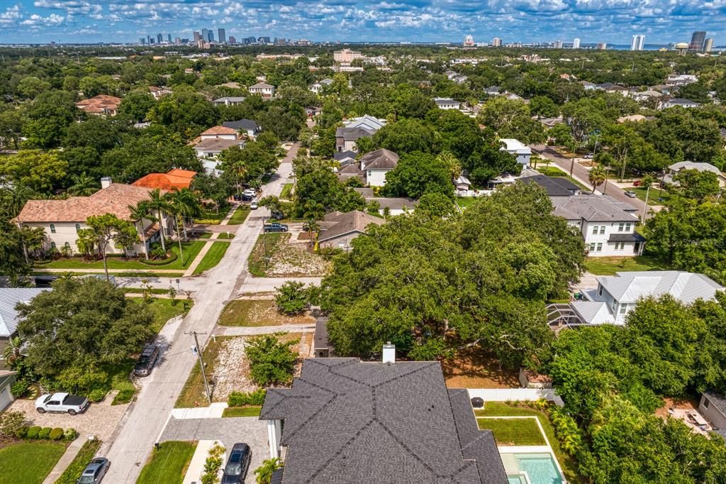 For Sale: $795,000 (3 beds, 1 baths, 1401 Square Feet)