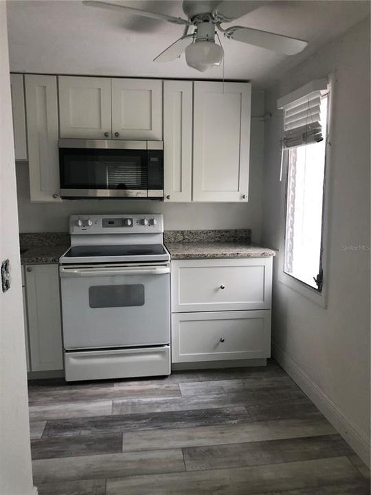 For Rent: $1,350 (0 beds, 1 baths, 396 Square Feet)