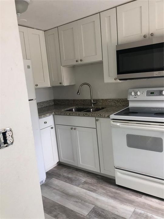 For Rent: $1,350 (0 beds, 1 baths, 396 Square Feet)