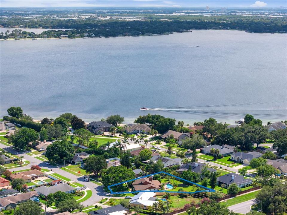 Aerial View of Lake Conway and 5220 Jade Circle