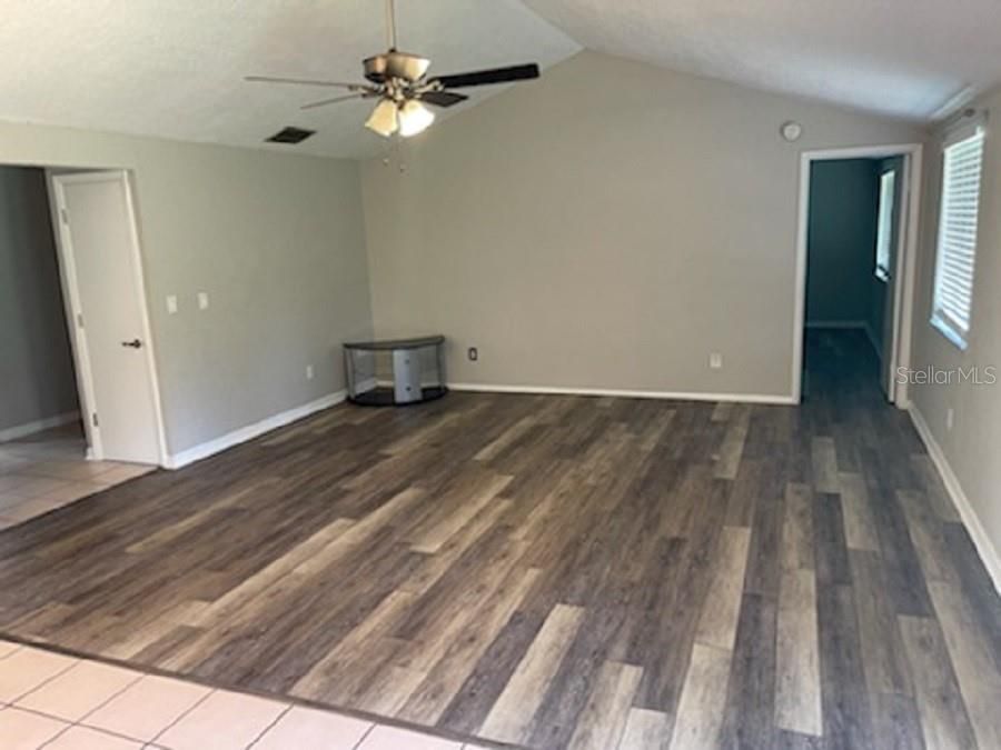 For Rent: $2,500 (3 beds, 2 baths, 1270 Square Feet)