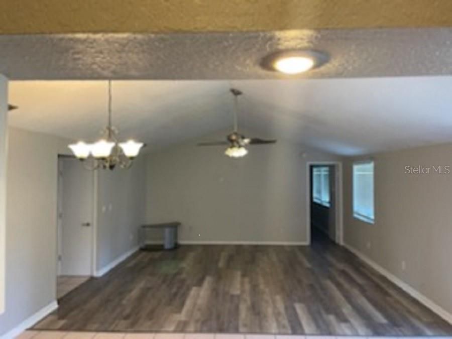 For Rent: $2,500 (3 beds, 2 baths, 1270 Square Feet)