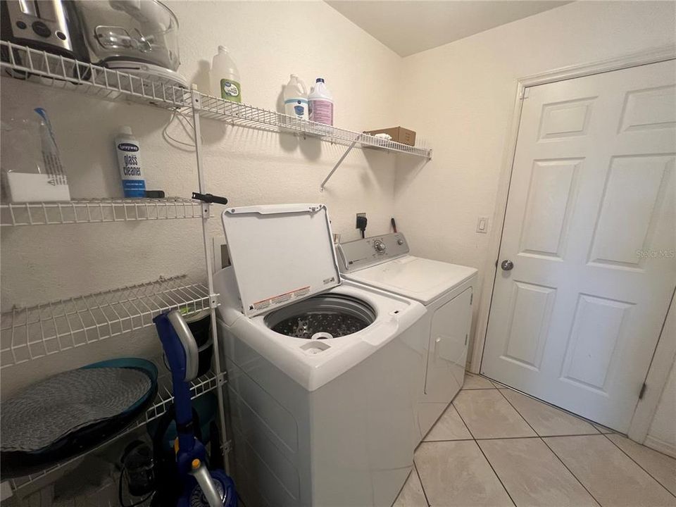 For Rent: $2,500 (3 beds, 2 baths, 1495 Square Feet)