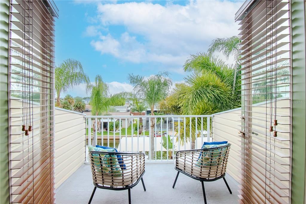 Active With Contract: $775,000 (3 beds, 2 baths, 1828 Square Feet)