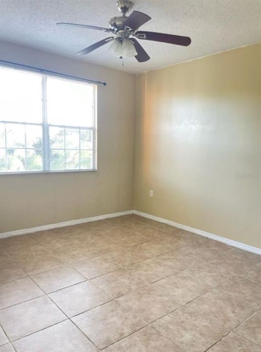 For Rent: $1,800 (2 beds, 2 baths, 999 Square Feet)