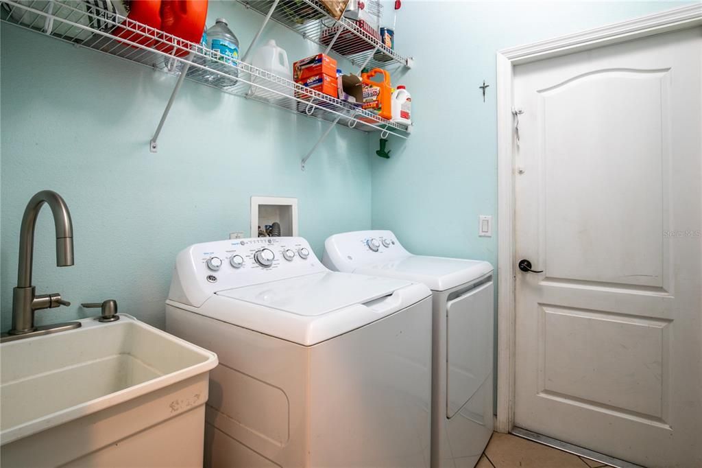interior laundry room