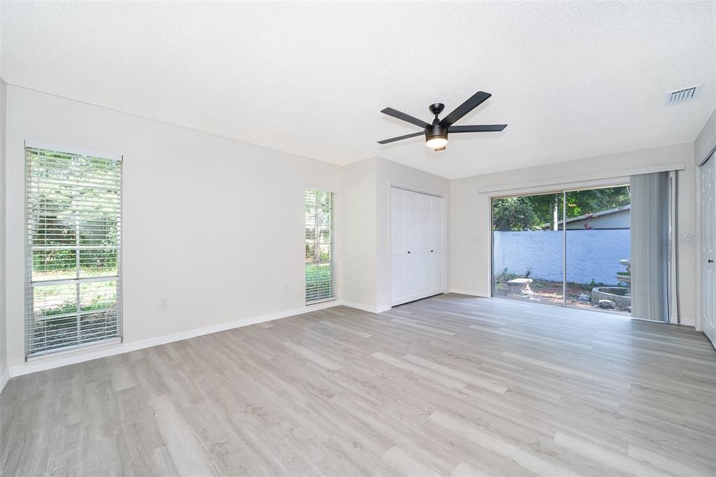 For Sale: $349,900 (3 beds, 2 baths, 1787 Square Feet)