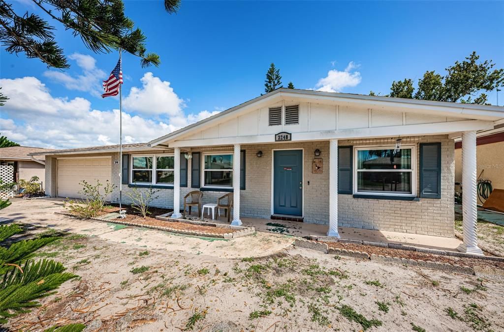 For Sale: $310,000 (3 beds, 2 baths, 1521 Square Feet)