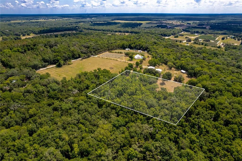 На продажу: $169,900 (5.10 acres)