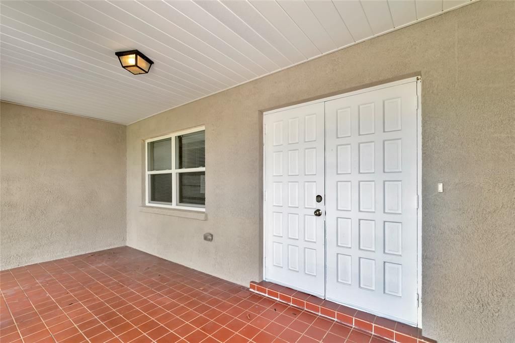 For Sale: $389,900 (2 beds, 2 baths, 1422 Square Feet)