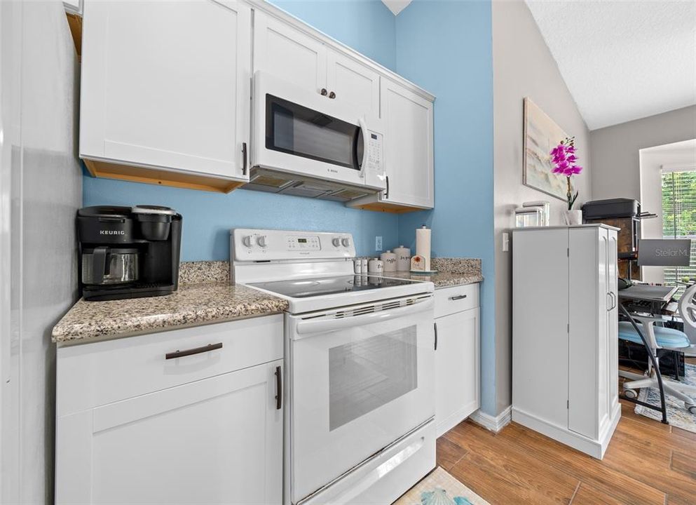 For Sale: $264,900 (3 beds, 2 baths, 1498 Square Feet)