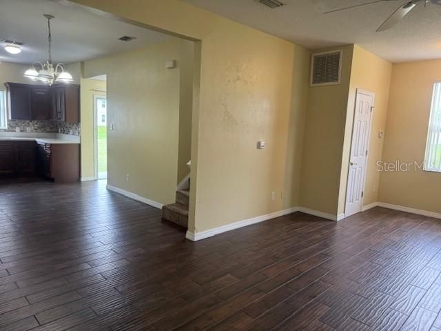 For Rent: $1,800 (3 beds, 2 baths, 1498 Square Feet)