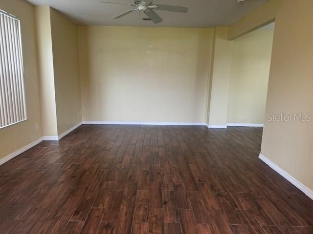 For Rent: $1,800 (3 beds, 2 baths, 1498 Square Feet)