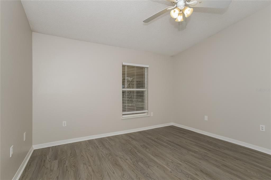 For Rent: $2,145 (3 beds, 2 baths, 1632 Square Feet)